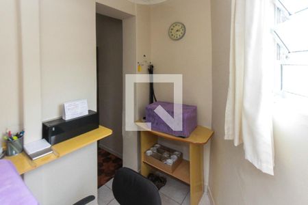 Casa à venda com 146m², 2 quartos e 2 vagasEscritório