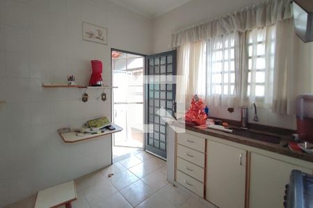 Cozinha de casa para alugar com 3 quartos, 126m² em Jardim Novo Campos Eliseos, Campinas