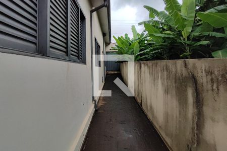 Casa para alugar com 126m², 3 quartos e 2 vagasCorredor Quintal