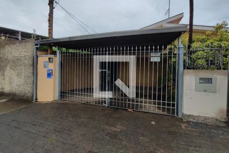 Casa para alugar com 126m², 3 quartos e 2 vagasFachada 