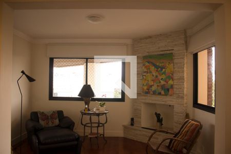 sala da lareira de apartamento para alugar com 3 quartos, 303m² em Jardim Vitória Régia, São Paulo