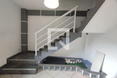 1º Pav - Sala de casa de condomínio à venda com 3 quartos, 180m² em Taquara, Rio de Janeiro