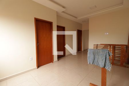 Sala de apartamento para alugar com 2 quartos, 67m² em Planalto Verde, Ribeirão Preto