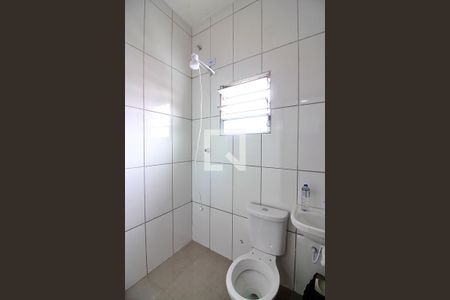 Banheiro Social de kitnet/studio para alugar com 1 quarto, 22m² em Centro, São Bernardo do Campo