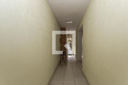 Casa à venda com 144m², 3 quartos e 2 vagasCorredor