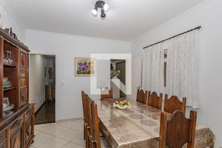 Casa à venda com 144m², 3 quartos e 2 vagasCopa