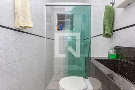 Casa à venda com 144m², 3 quartos e 2 vagasBanheiro