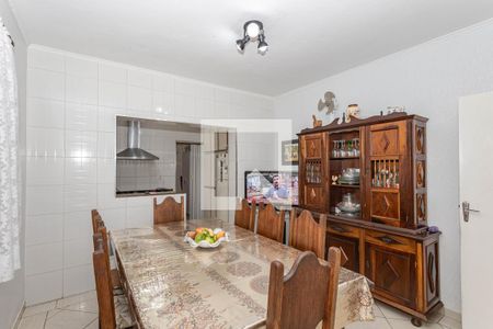 Casa à venda com 144m², 3 quartos e 2 vagasCopa