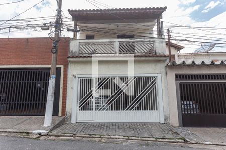 Casa à venda com 144m², 3 quartos e 2 vagasFachada