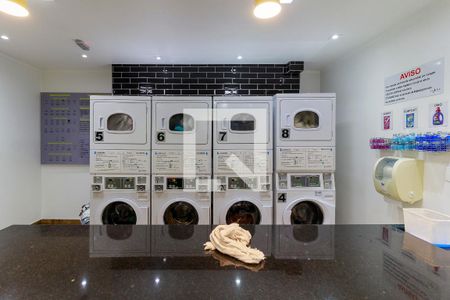 Apartamento para alugar com 75m², 2 quartos e 2 vagas Apartamento para alugar com 75m², 2 quartos e 2 vagasLavanderia