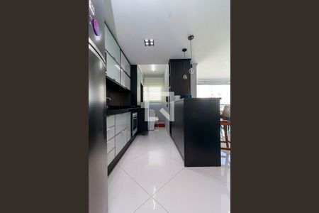 Apartamento para alugar com 75m², 2 quartos e 2 vagas Apartamento para alugar com 75m², 2 quartos e 2 vagasCozinha
