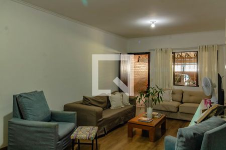 Sala  de casa à venda com 4 quartos, 270m² em Vila do Encontro, São Paulo