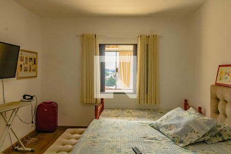 Casa à venda com 270m², 4 quartos e 4 vagasQuarto