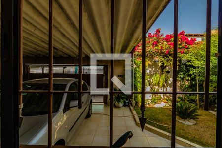 Casa à venda com 270m², 4 quartos e 4 vagasVista 