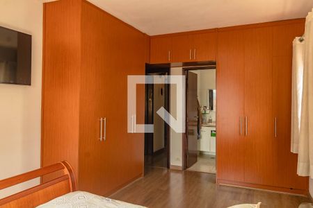 Quarto de casa à venda com 4 quartos, 270m² em Vila do Encontro, São Paulo