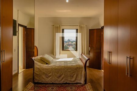 Casa à venda com 270m², 4 quartos e 4 vagasQuarto