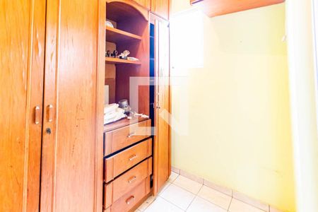 Apartamento à venda com 65m², 2 quartos e 1 vaga Apartamento à venda com 65m², 2 quartos e 1 vagaQuarto de Serviço