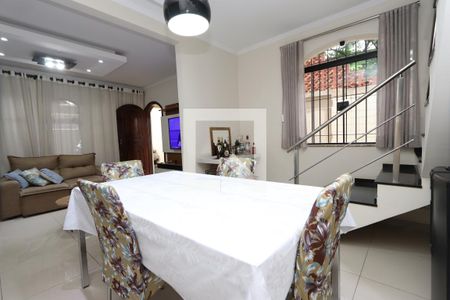 Sala de casa à venda com 3 quartos, 150m² em Vila California, São Paulo