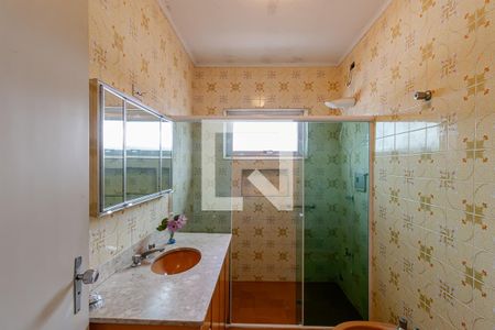 Casa para alugar com 200m², 3 quartos e 2 vagasBanheiro