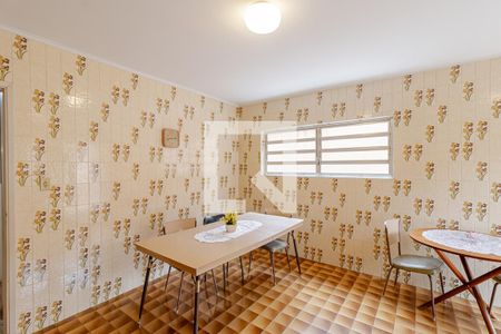 Casa para alugar com 200m², 3 quartos e 2 vagasCozinha
