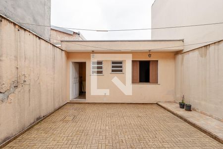 Casa para alugar com 200m², 3 quartos e 2 vagasQuintal