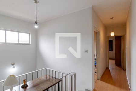 Casa para alugar com 200m², 3 quartos e 2 vagasCorredor