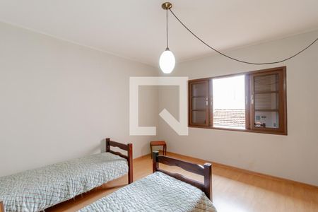 Casa para alugar com 200m², 3 quartos e 2 vagasQuarto 1