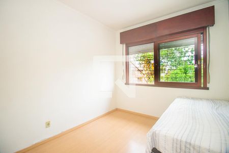 Quarto 2 de casa à venda com 3 quartos, 275m² em Parque Santa Fé, Porto Alegre