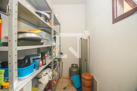 Casa à venda com 275m², 3 quartos e 2 vagasCozinha - dispensa