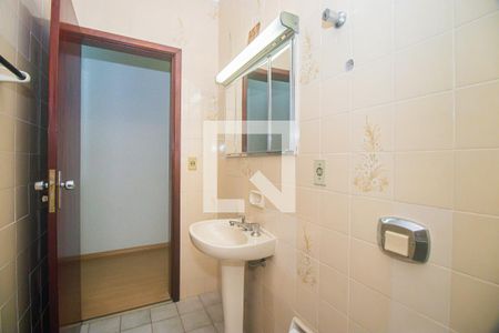 Casa à venda com 275m², 3 quartos e 2 vagasBanheiro Social