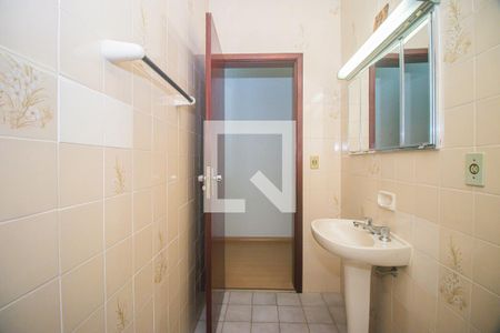 Casa à venda com 275m², 3 quartos e 2 vagasBanheiro Social