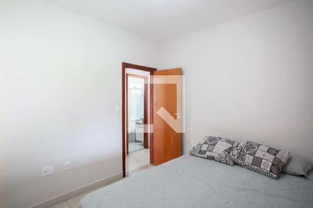Quarto 1 de casa para alugar com 2 quartos, 168m² em Jardim Leblon, Belo Horizonte