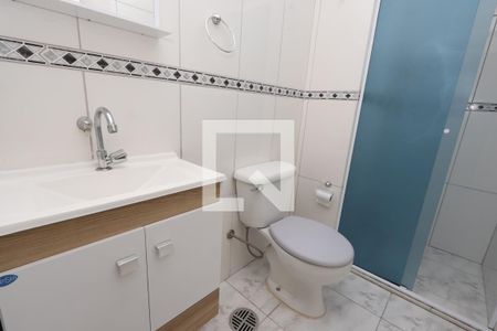 Banheiro de apartamento para alugar com 3 quartos, 64m² em Vila Divina Pastora, São Paulo