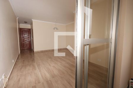 Sacada de apartamento para alugar com 3 quartos, 64m² em Vila Divina Pastora, São Paulo