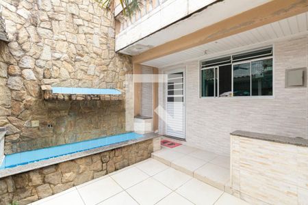 Casa à venda com 240m², 3 quartos e 3 vagas Casa à venda com 240m², 3 quartos e 3 vagasQuintal