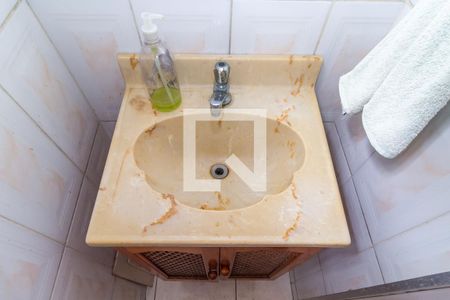 Casa à venda com 106m², 2 quartos e 1 vagaBanheiro 3