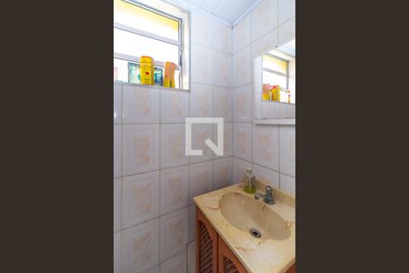 Casa à venda com 106m², 2 quartos e 1 vagaBanheiro 3