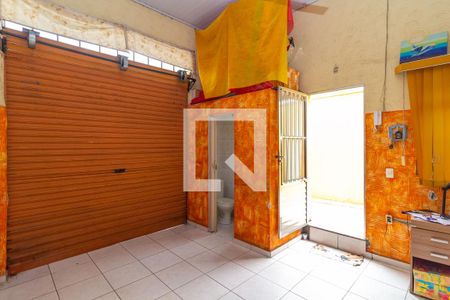 Casa à venda com 106m², 2 quartos e 1 vagaGaragem
