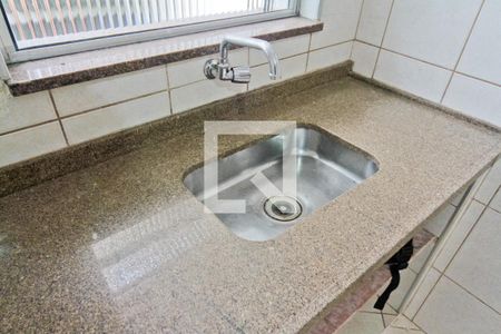 Cozinha de kitnet/studio para alugar com 1 quarto, 35m² em Piqueri, São Paulo