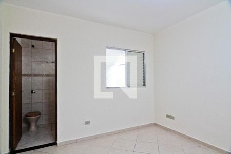 Quarto de kitnet/studio para alugar com 1 quarto, 35m² em Piqueri, São Paulo