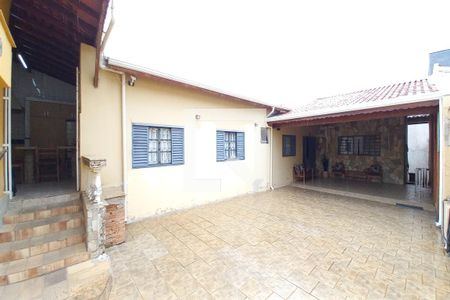 Casa à venda com 300m², 5 quartos e 5 vagasQuintal