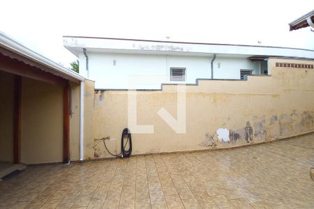 Casa à venda com 300m², 5 quartos e 5 vagasVista do Quarto 2