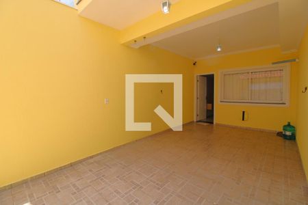 Casa à venda com 92m², 3 quartos e 2 vagasGaragem