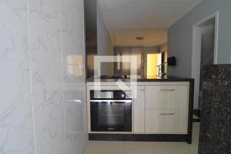 Casa à venda com 92m², 3 quartos e 2 vagasCozinha