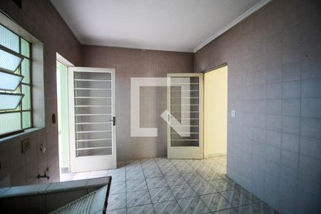 Casa para alugar com 336m², 4 quartos e 3 vagas Casa para alugar com 336m², 4 quartos e 3 vagasÁrea de Serviço