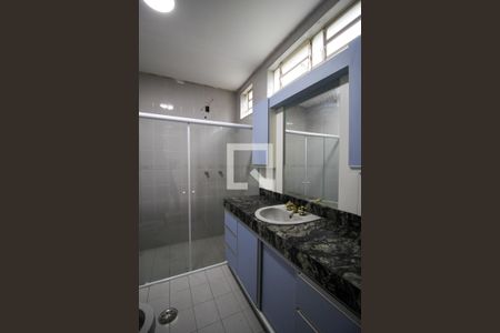 Casa para alugar com 336m², 4 quartos e 3 vagas Casa para alugar com 336m², 4 quartos e 3 vagasBanheiro da Suíte 3