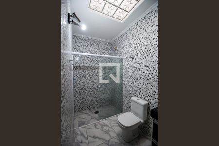 Casa para alugar com 336m², 4 quartos e 3 vagas Casa para alugar com 336m², 4 quartos e 3 vagasBanheiro