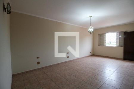 Casa para alugar com 336m², 4 quartos e 3 vagas Casa para alugar com 336m², 4 quartos e 3 vagasSuíte 2