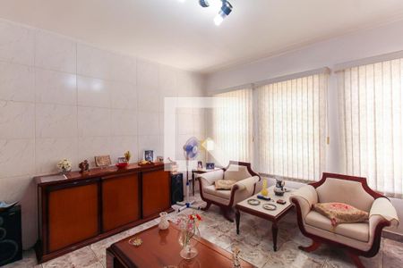 Sala de casa para alugar com 3 quartos, 260m² em Vila Bertioga, São Paulo