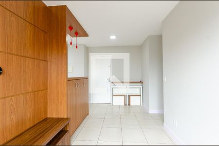 Sala de apartamento para alugar com 2 quartos, 45m² em Vila Penteado, São Paulo